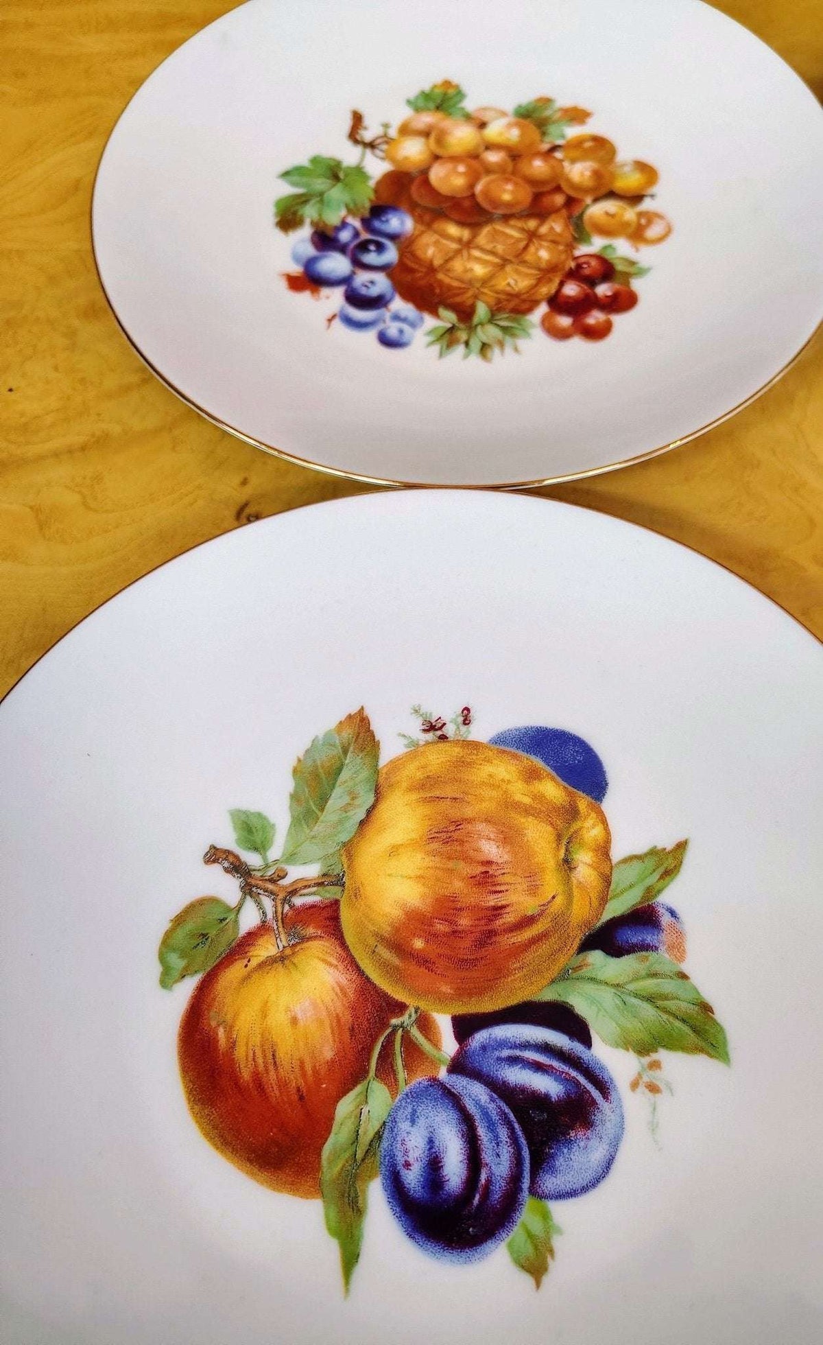 Vintage Bareuther Waldsassen Bavaria fruit plates with gold rims, set of 6, photo 3 of 8