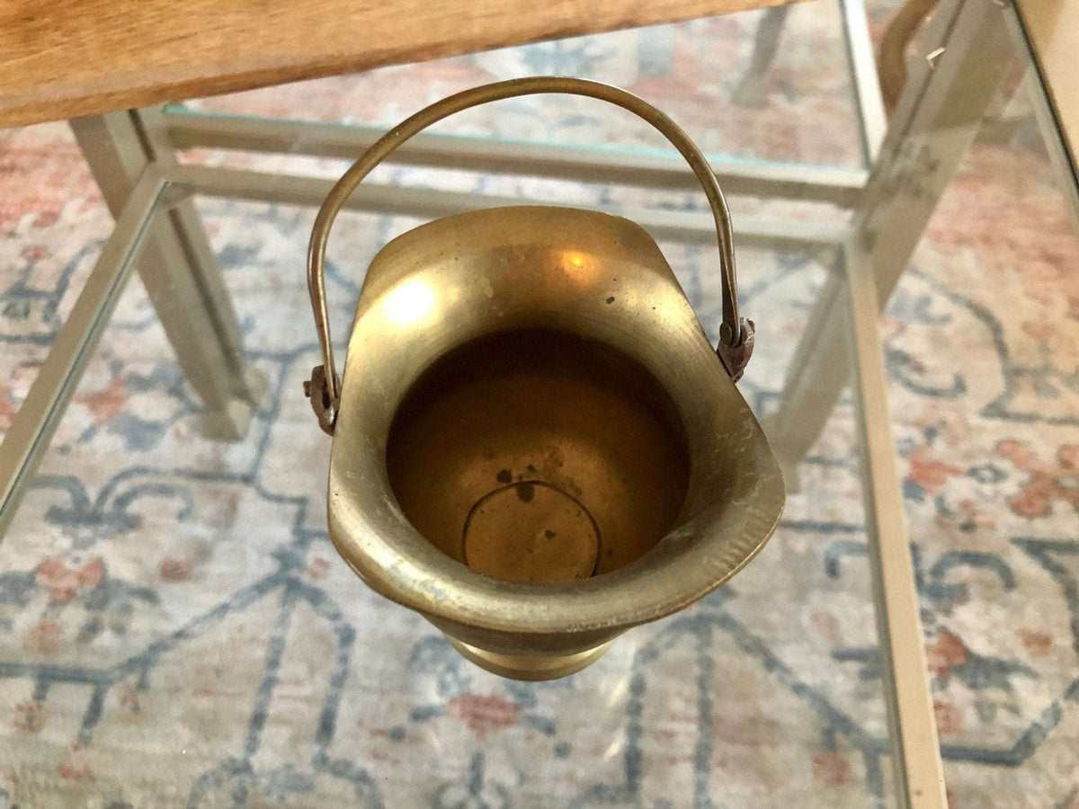 Small brass pail with lion head handle mounts, photo 8 of 10