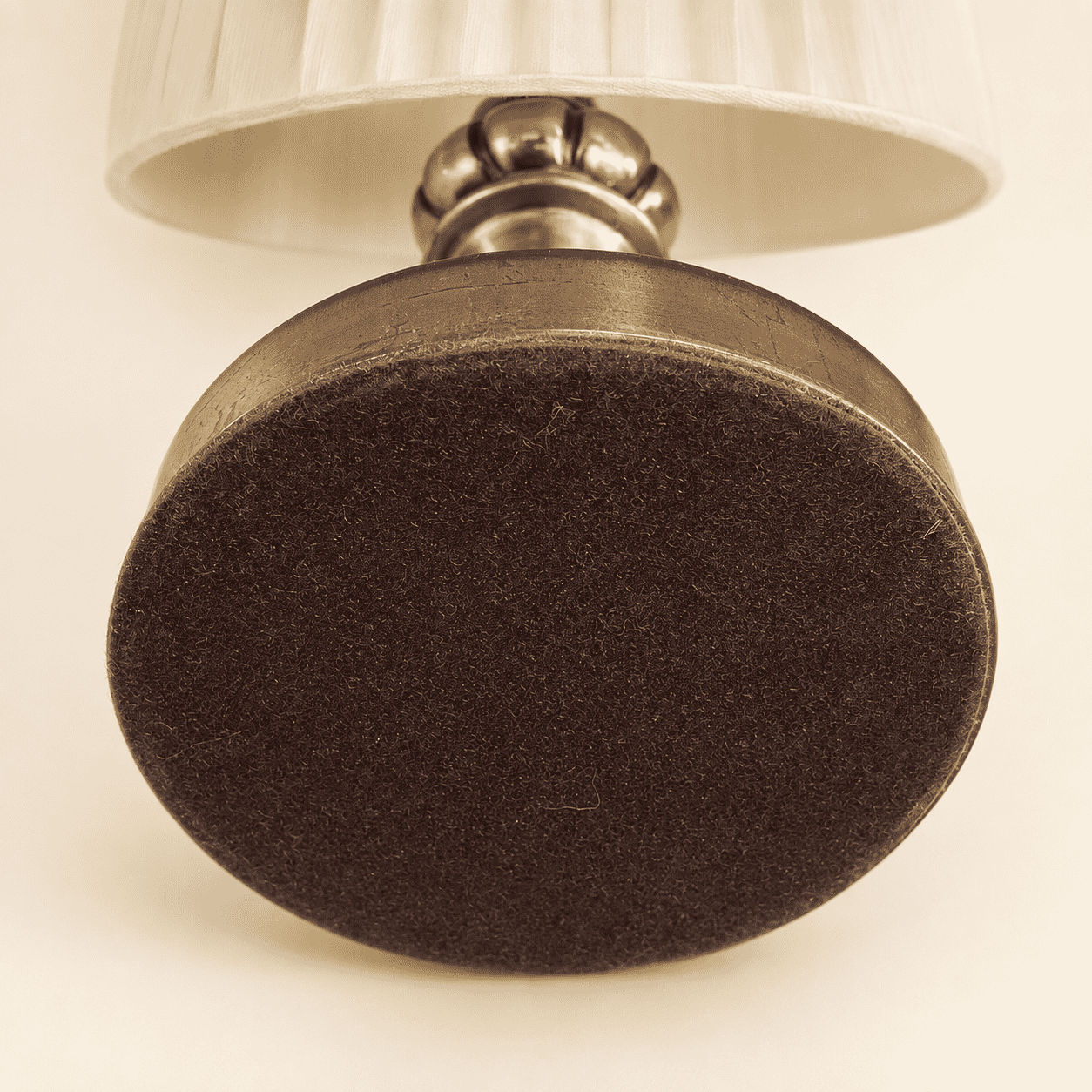 Angled view of the vintage brass twisted column table lamp
