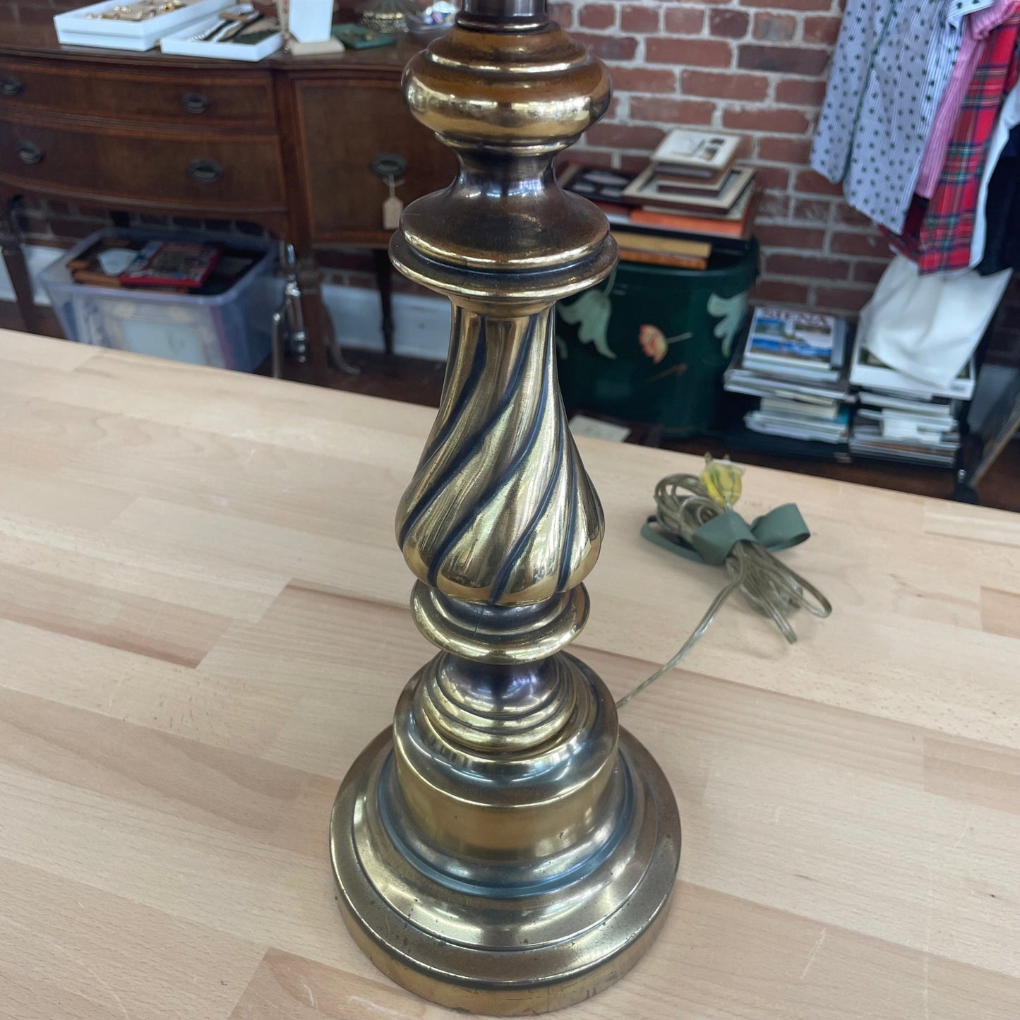 Vintage Brass Twisted Column Table Lamp — Red Pleated Floral Shade, 27", Tested Working - Loom Vintage