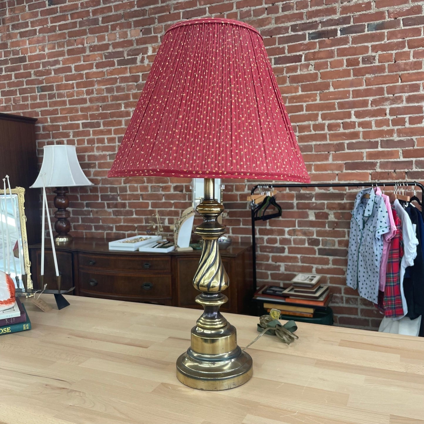 Vintage Brass Twisted Column Table Lamp — Red Pleated Floral Shade, 27", Tested Working - Loom Vintage