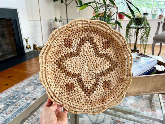 Vintage Decorative Woven Seagrass Straw Basket with Scalloped Edges, Wicker Handmade Basket, Storage Bin, Weaved Basket - Loom Vintage