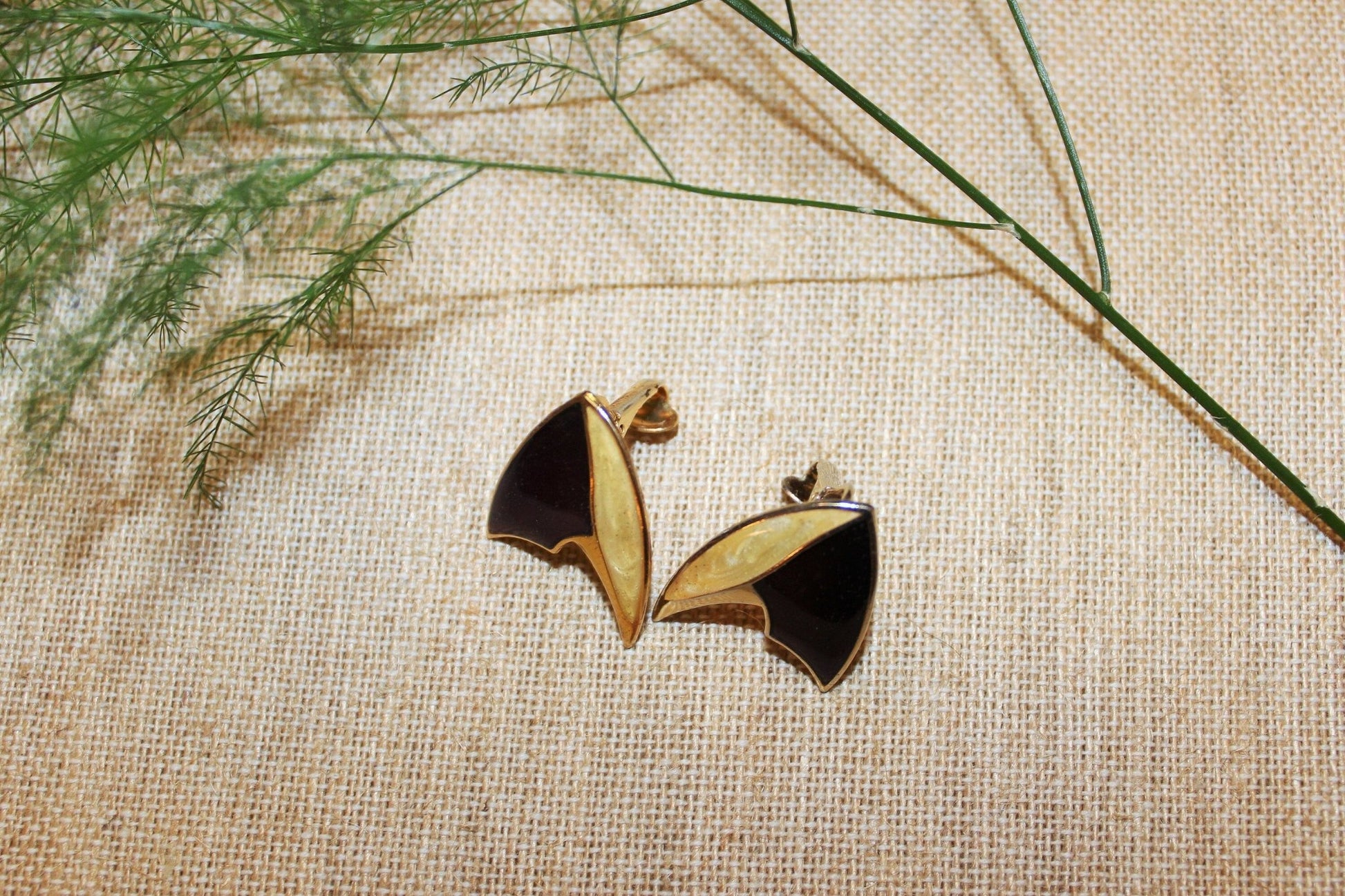 Vintage Gold, Beige& Burgundy Triangular Clip - on Earrings, Costume Earrings, 80s, 90s - Loom Vintage