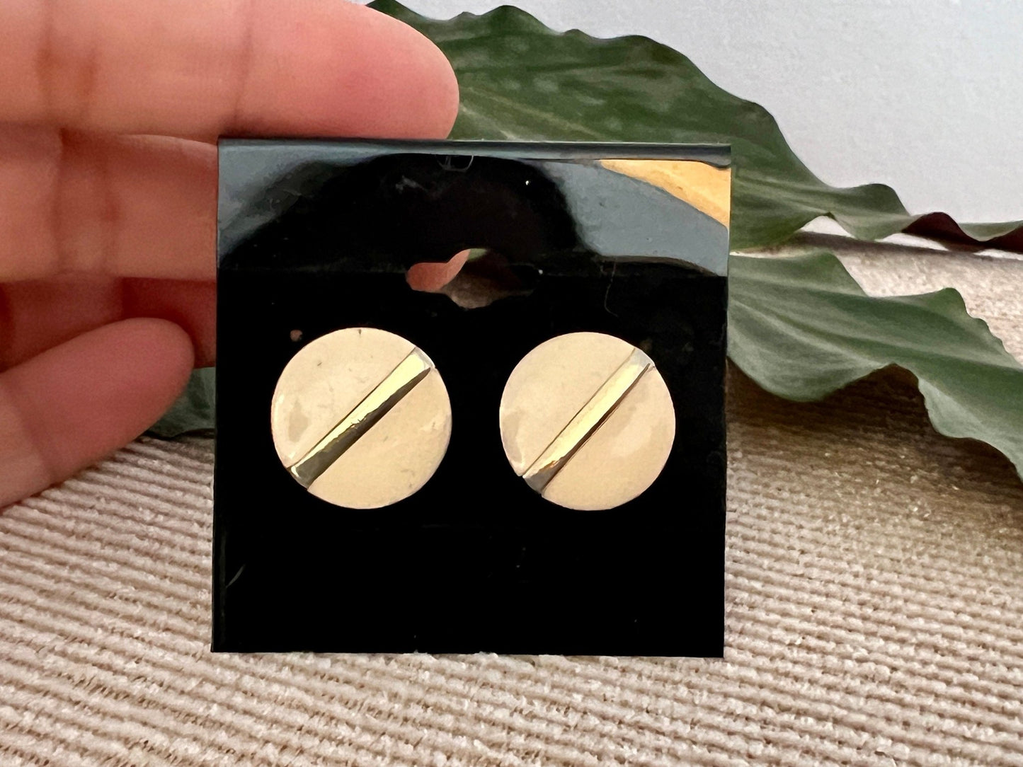Vintage Gold & Beige Enamel Stud Earrings, Circle 90s Costume Jewelry, Retro 80s, Round Studa - Loom Vintage