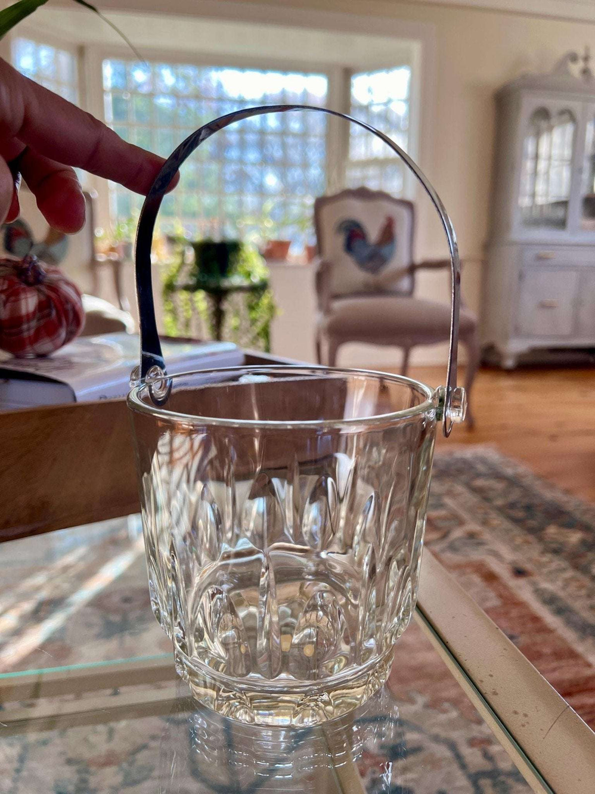 Clear faceted Italian glass ice bucket with silver handle, photo 3 of 10
