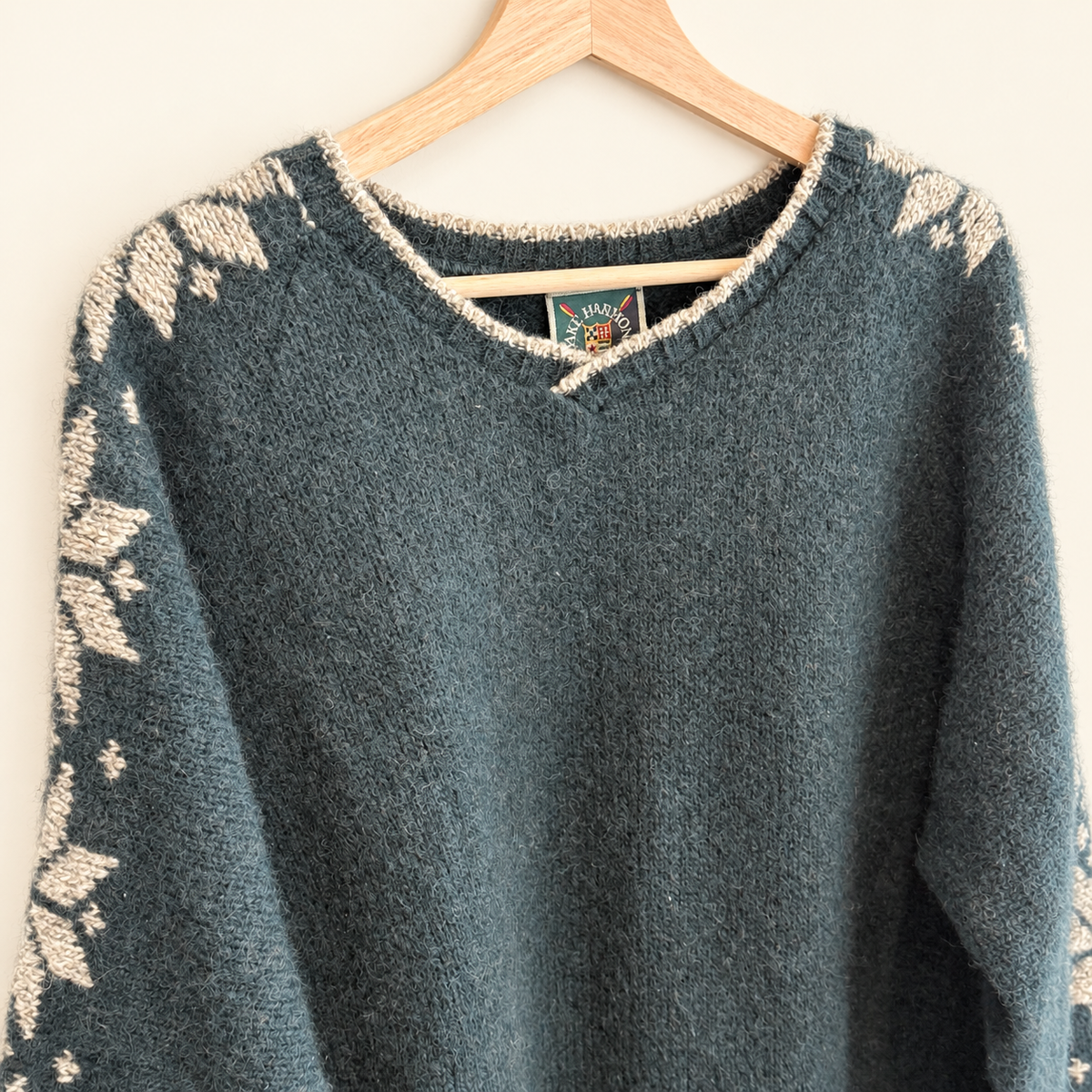 Lake Harmony V-neck sweater with cream Nordic snowflakes, XL