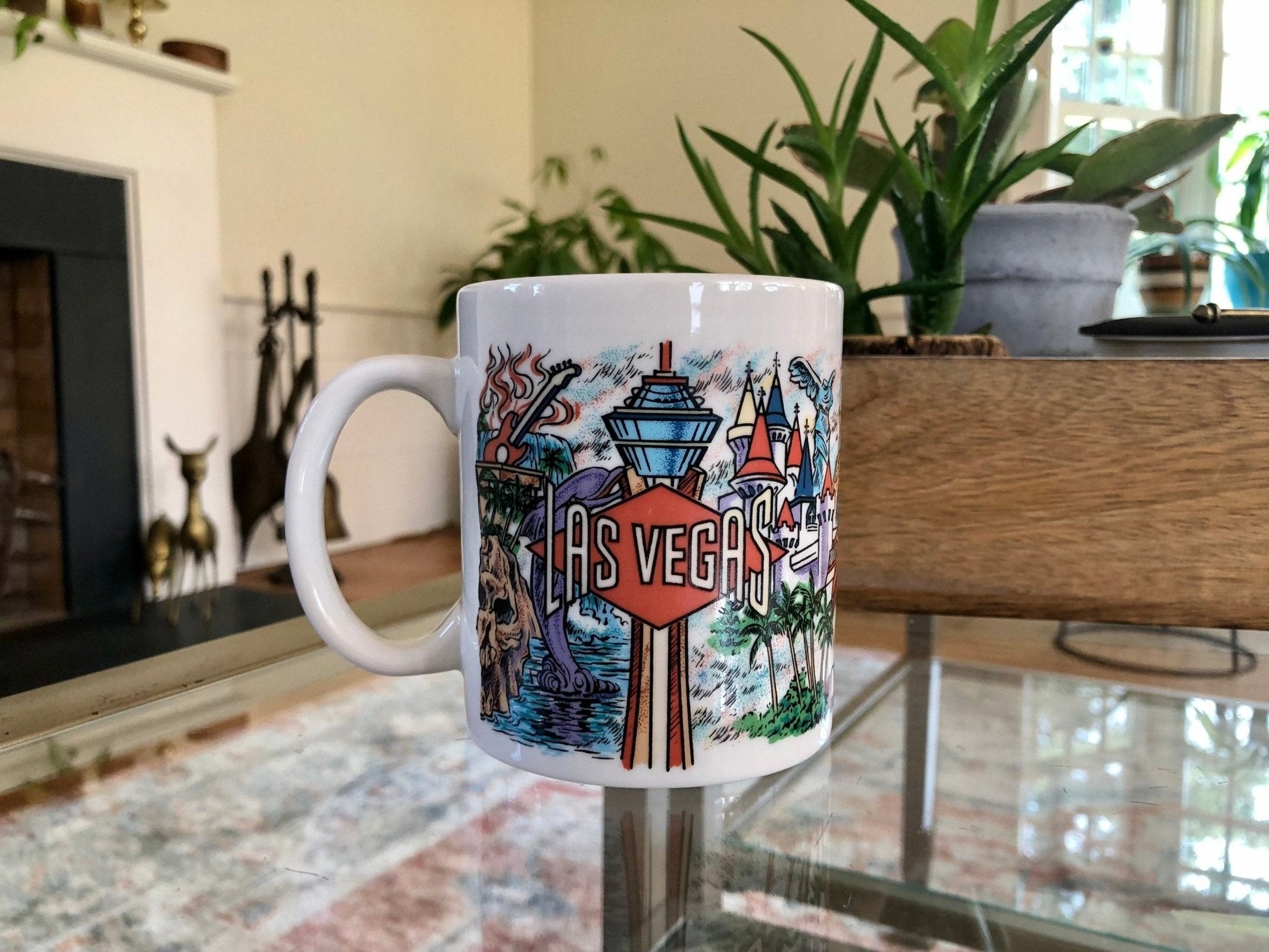 Vintage LAS VEGAS Mug Coffee/Tea Mug Casino Print, Vegas Monuments, Jennifer - Loom Vintage