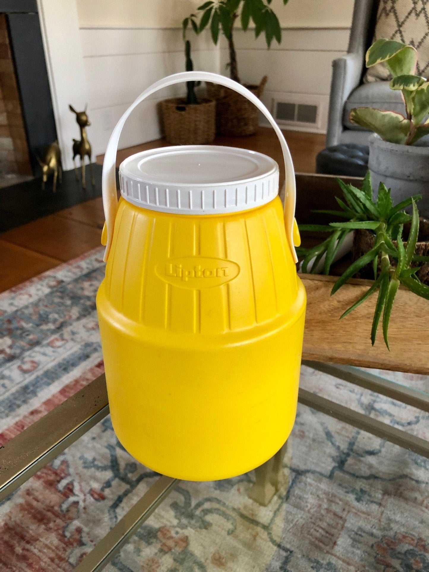 Vintage Lipton Tea Jug, Plastic Yellow & White Jug Bottle with Handle, Lipton Sun Tea Jar - Loom Vintage