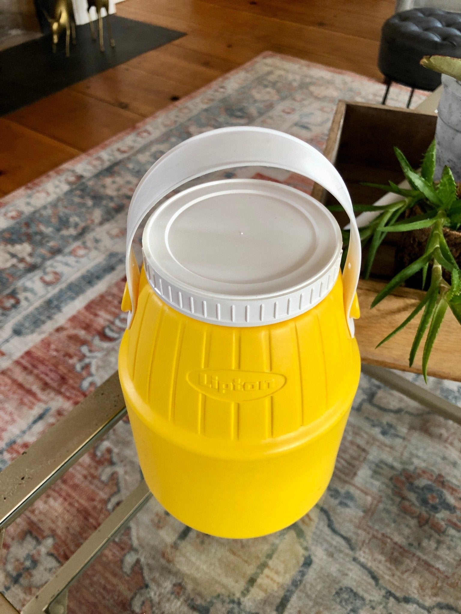 Vintage Lipton Tea Jug, Plastic Yellow & White Jug Bottle with Handle, Lipton Sun Tea Jar - Loom Vintage