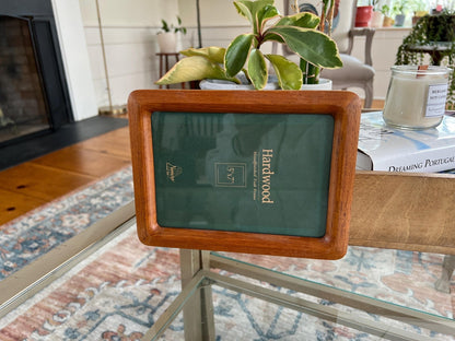Vintage Mid Century Modern Simple Wood Picture frame, 5" x 7", Danish Modern Rounded Edge, Hanging Wall Gallery - Loom Vintage