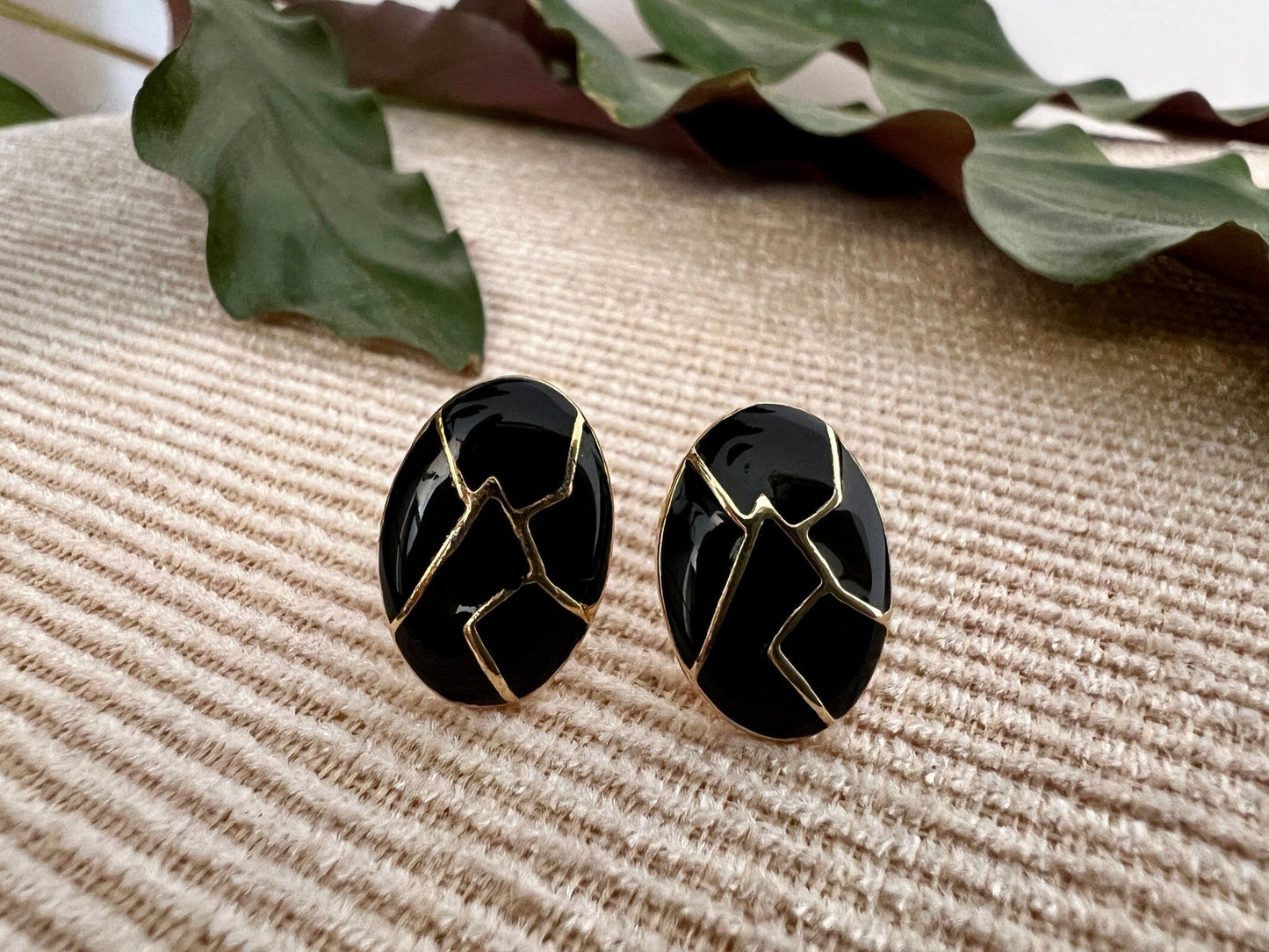 Vintage Mod Black & Gold Geometric Earrings, Clip - on Costume Earrings, Fashion Jewelry - Loom Vintage