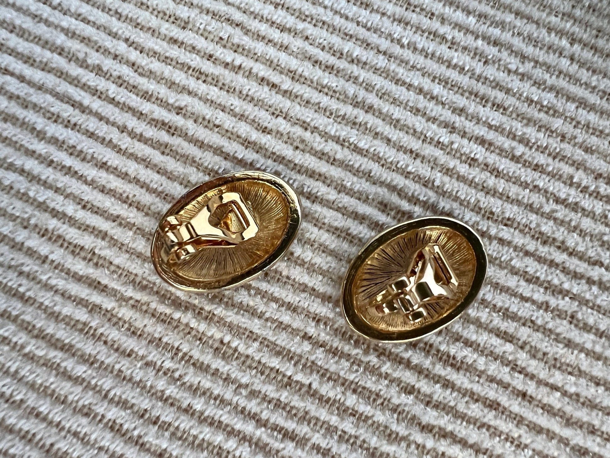 Vintage Mod Black & Gold Geometric Earrings, Clip - on Costume Earrings, Fashion Jewelry - Loom Vintage