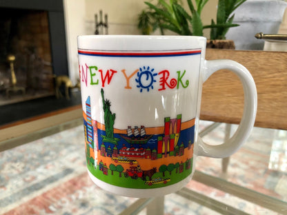 Vintage New York City Mug Coffee/Tea Mug with Beautiful Sights map, in Exceptional Condition - Loom Vintage