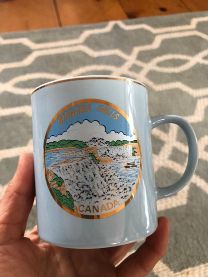 Vintage Niagara Falls CANADA Coffee/Tea Mug with Beautiful Falls Scene and in Exceptional Condition - Loom Vintage