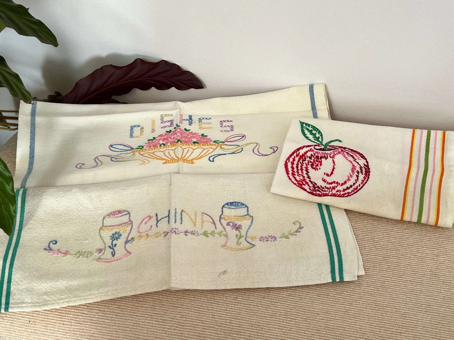 Vintage Petit Point Linen Hand - Embroidered Kitchen Towels, Embroidery Dish Towels, Table Linens, Apple, Basket Stitch - Loom Vintage