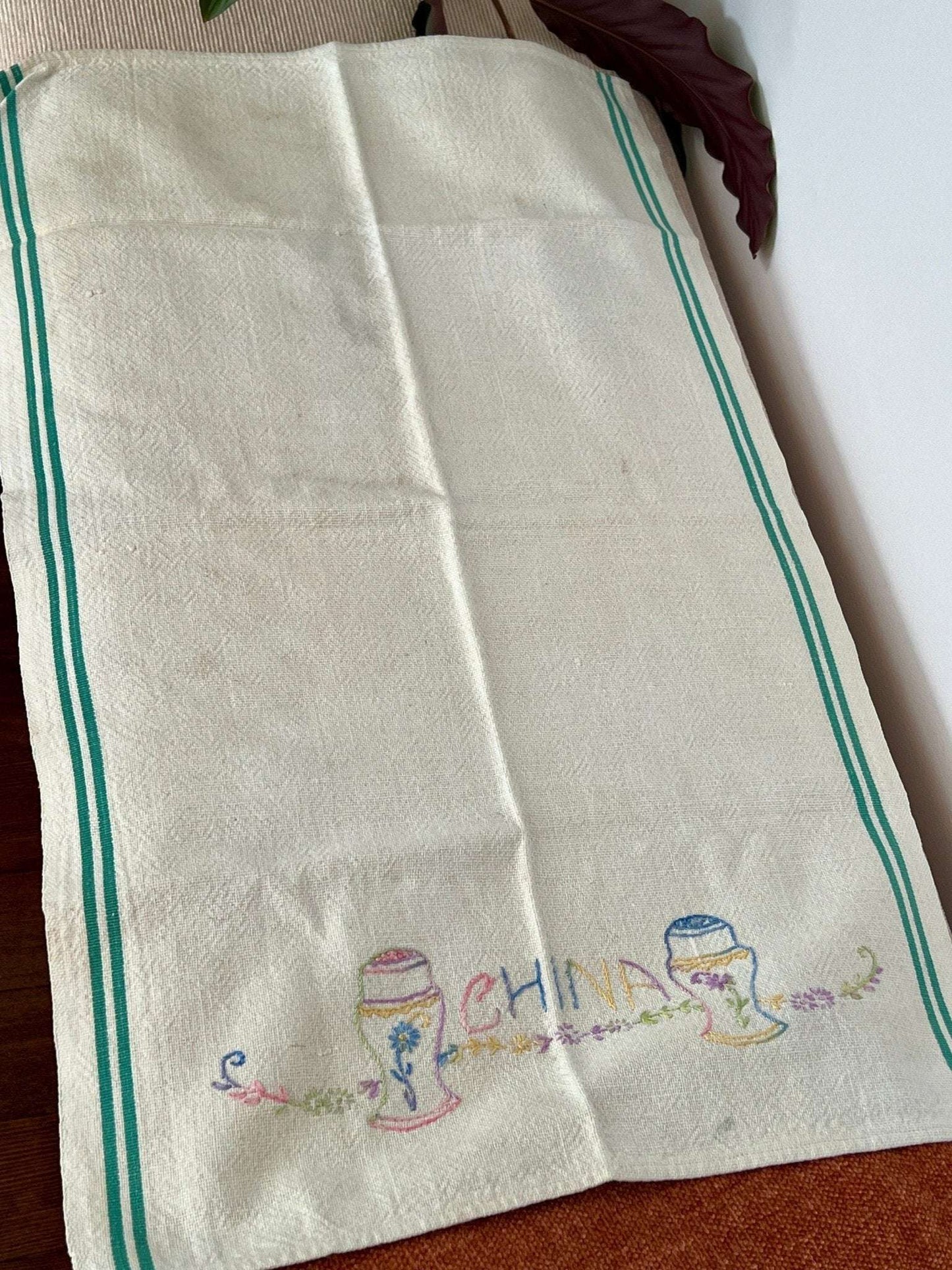 Vintage Petit Point Linen Hand - Embroidered Kitchen Towels, Embroidery Dish Towels, Table Linens, Apple, Basket Stitch - Loom Vintage