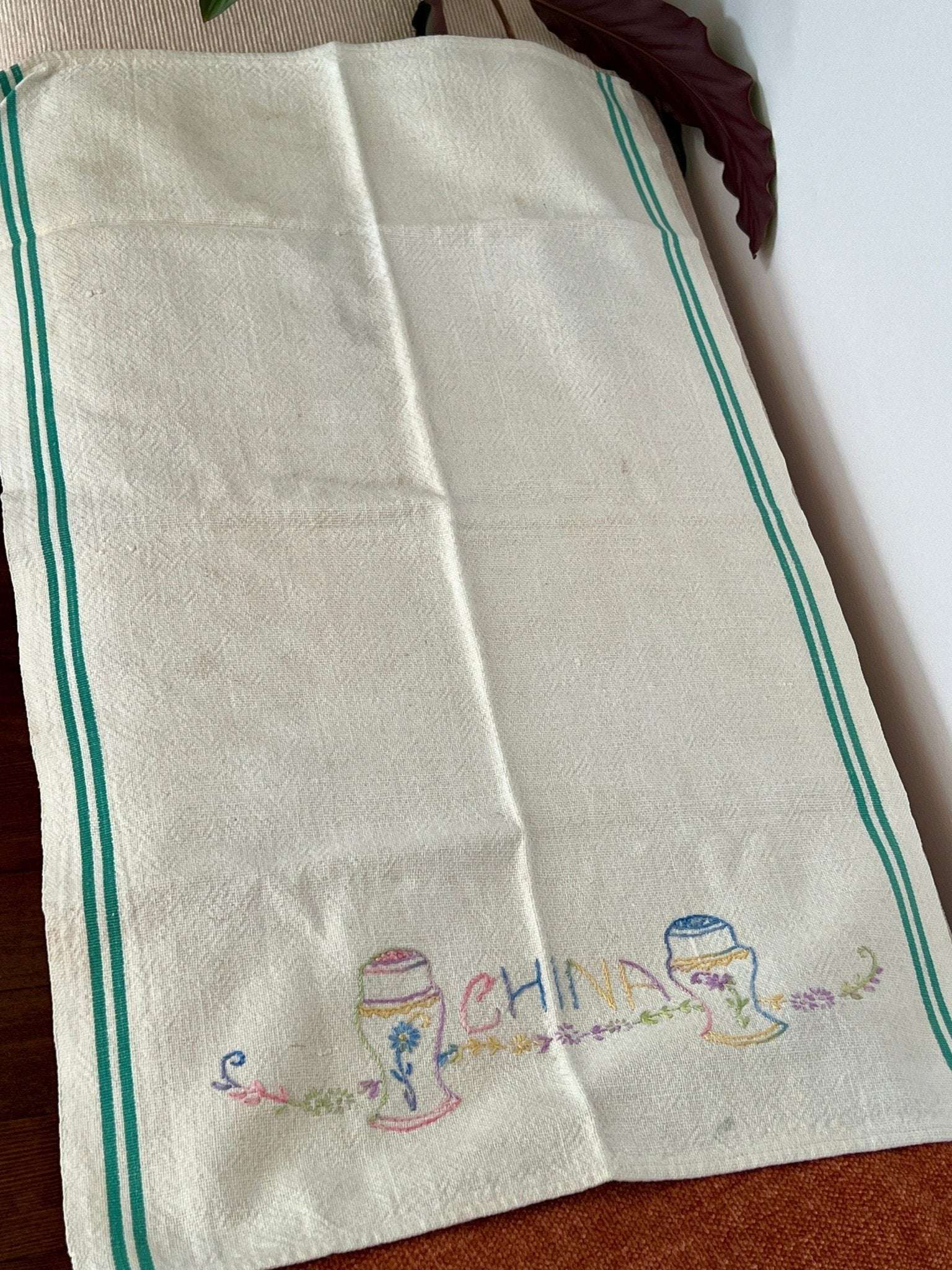 Vintage Petit Point Linen Hand - Embroidered Kitchen Towels, Embroidery Dish Towels, Table Linens, Apple, Basket Stitch - Loom Vintage