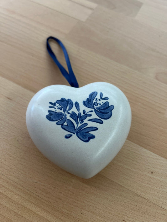 Vintage Pfaltzgraff Yorktown Heart - Shaped Pomander Diffuser Sachet Potpourri Holder - Loom Vintage