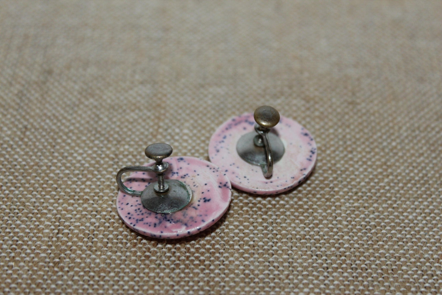 Vintage Pink Round Screw Back Earrings, 80s, 90s - Loom Vintage