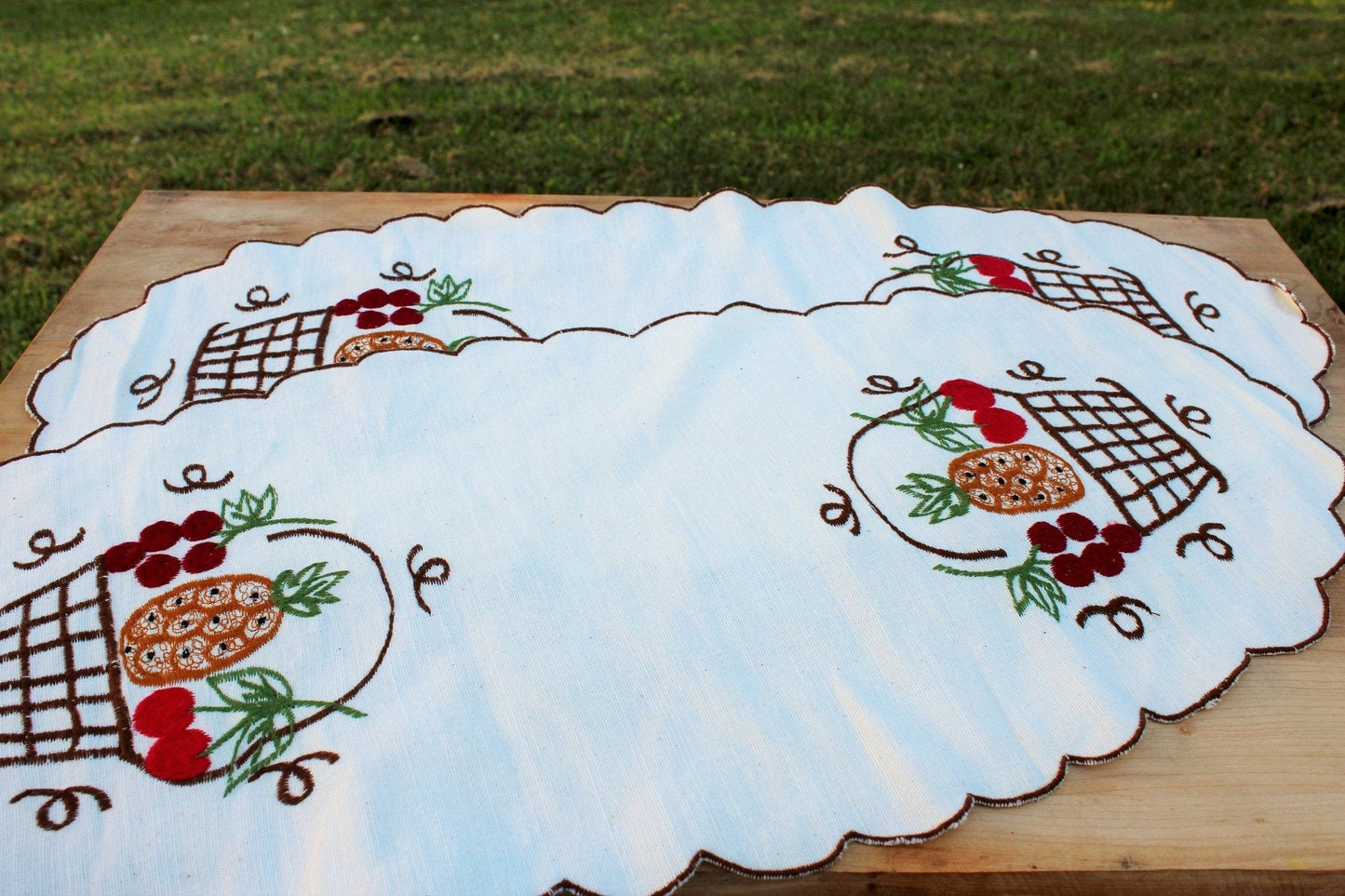 Vintage Set of 4 Embroidered Vintage Table Linens / Fruit Basket Matching Dresser Scarves / Fall Table Linen / Made in Portugal - Loom Vintage