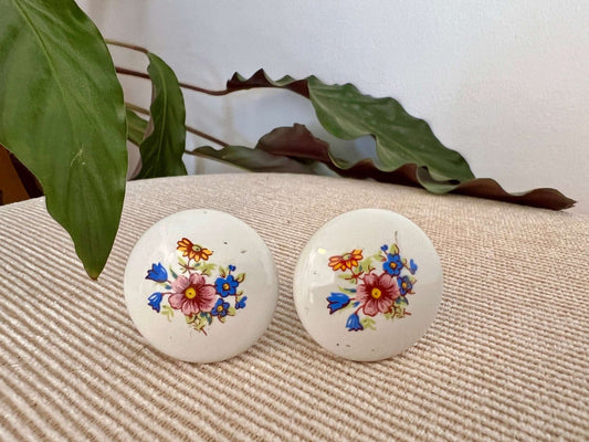Vintage Set of Ceramic, Floral Drawer Pulls, Knobs, Ceramic Pull Knob, Flower Design - Loom Vintage