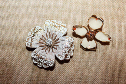 Vintage Signed Capri Flower Brooch - Loom Vintage