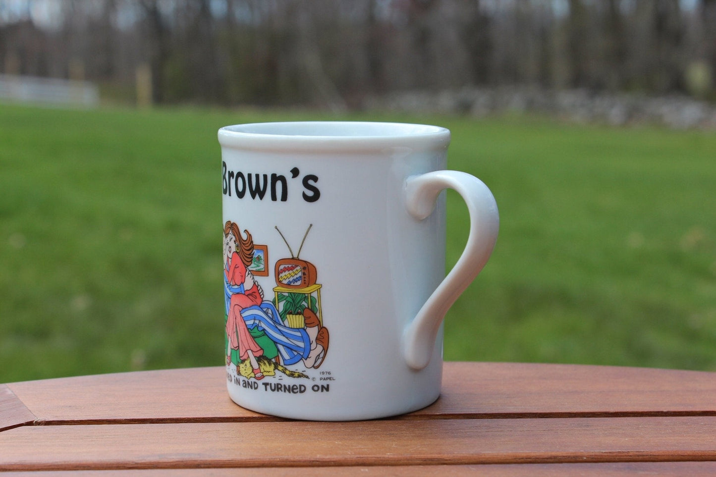 Vintage THE BROWN'S Mug Coffee/Tea Mug, Couple Comic Illustration - Loom Vintage