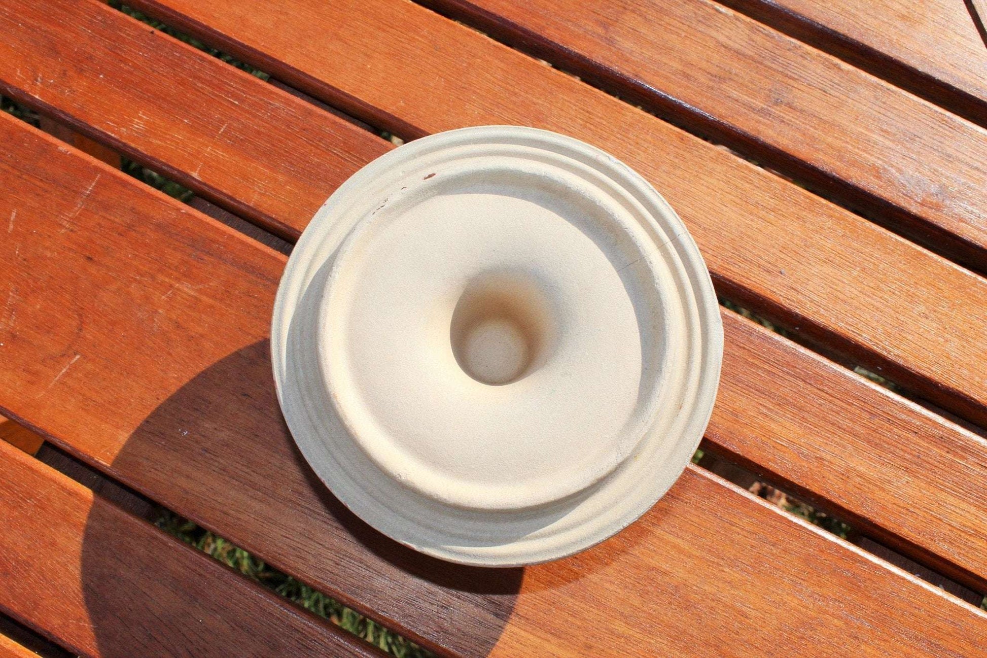 Vintage White Pink Pottery Crockery Jar Set | Metal Locking Pottery Lidded Spice Jar | Farmhouse Kitchen Heavy Ceramic Pots | Spice Jars - Loom Vintage