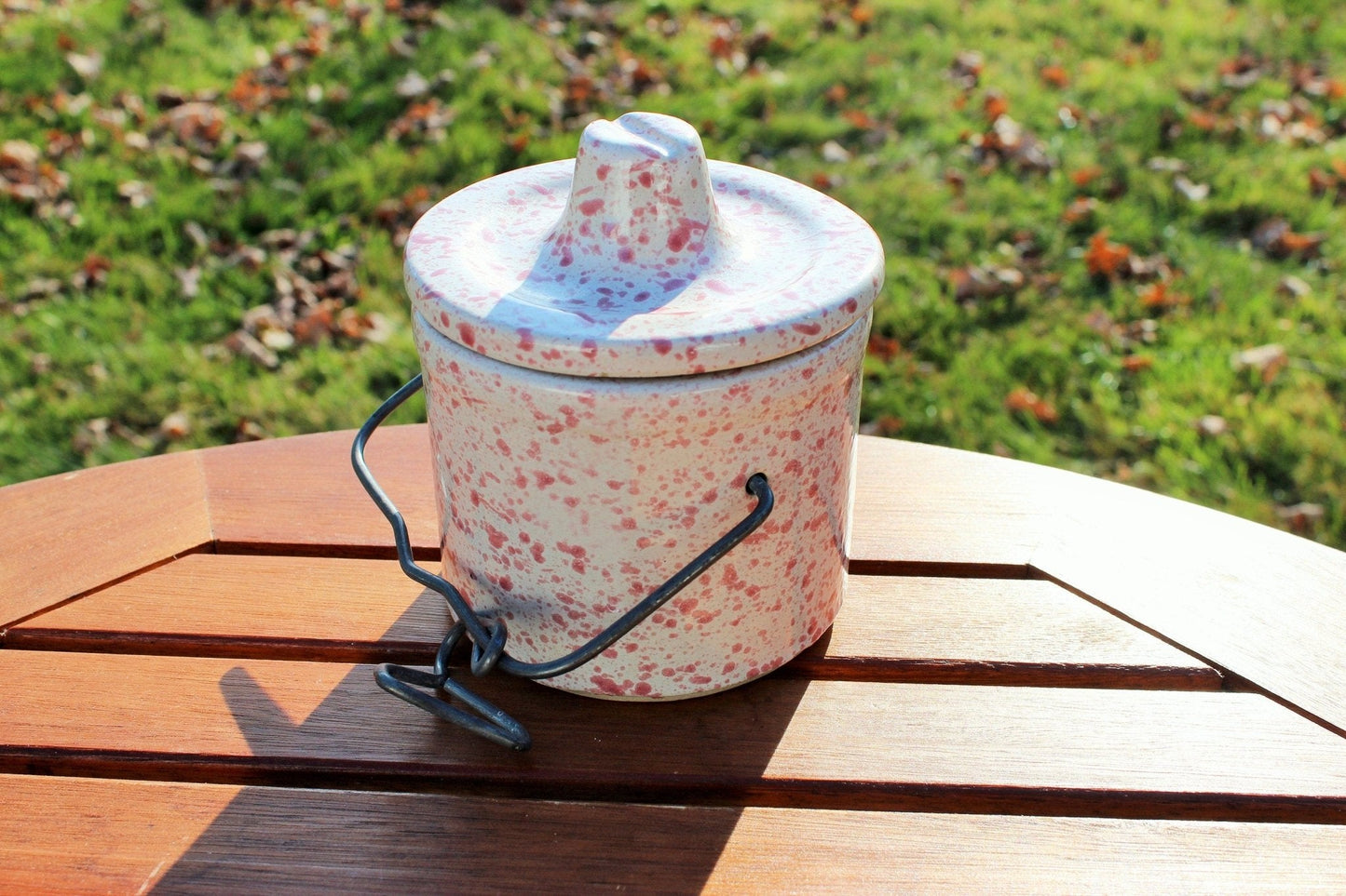 Vintage White Pink Pottery Crockery Jar Set | Metal Locking Pottery Lidded Spice Jar | Farmhouse Kitchen Heavy Ceramic Pots | Spice Jars - Loom Vintage