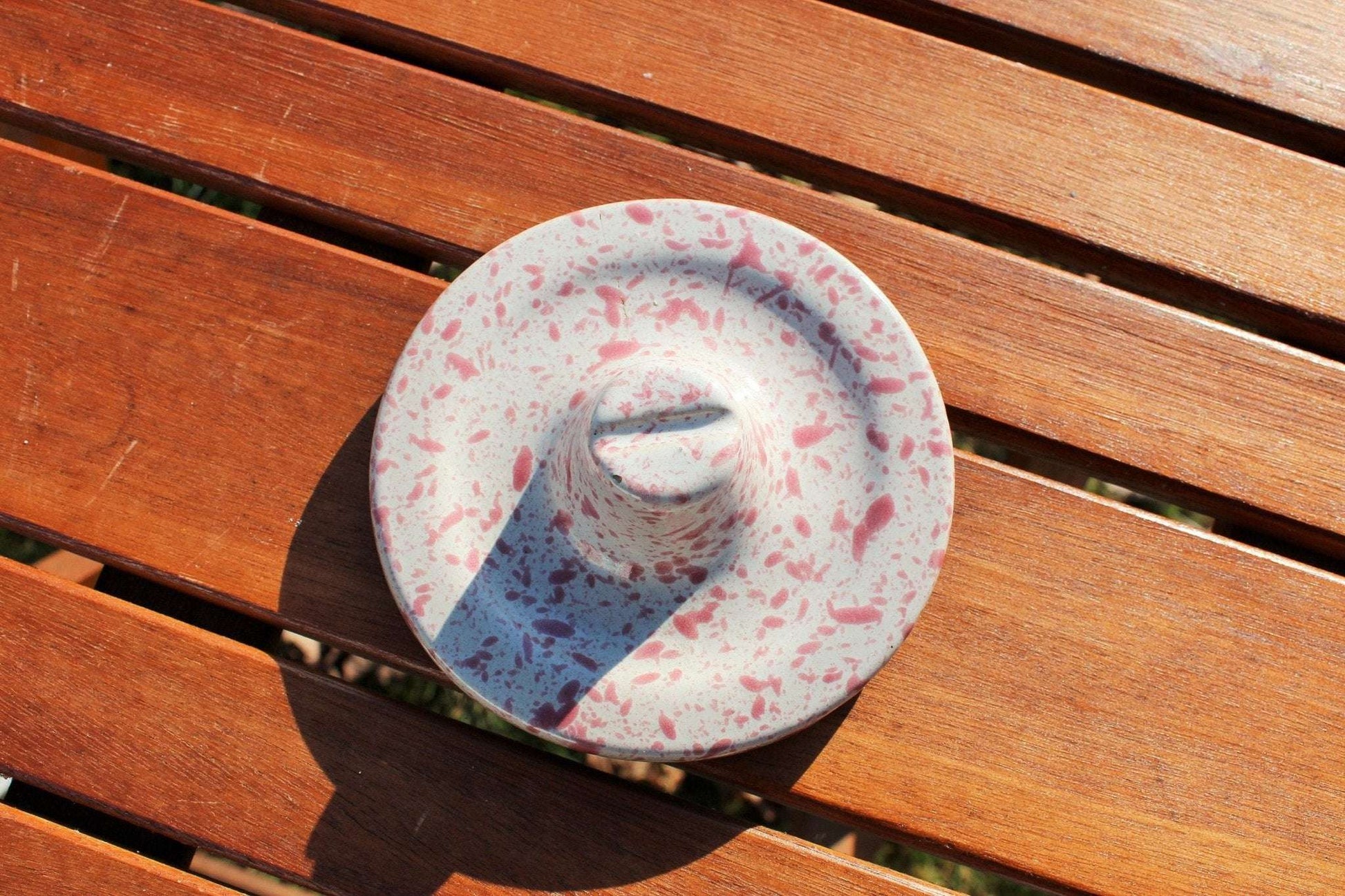 Vintage White Pink Pottery Crockery Jar Set | Metal Locking Pottery Lidded Spice Jar | Farmhouse Kitchen Heavy Ceramic Pots | Spice Jars - Loom Vintage