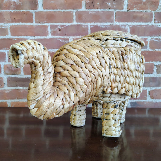 Woven elephant basket with lid, natural fiber vintage decor, detail view
