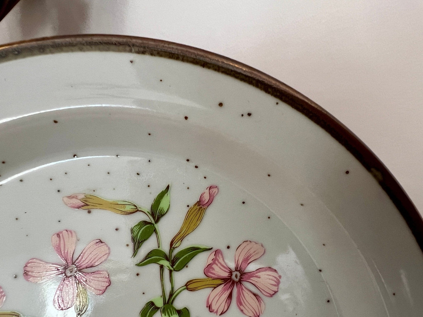 Wild Pink No. 201 Japanese Salad Plates, Set of 4 — Floral, Pink, Green & Yellow, 8" - Loom Vintage