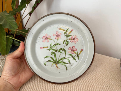 Wild Pink No. 201 Japanese Salad Plates, Set of 4 — Floral, Pink, Green & Yellow, 8" - Loom Vintage