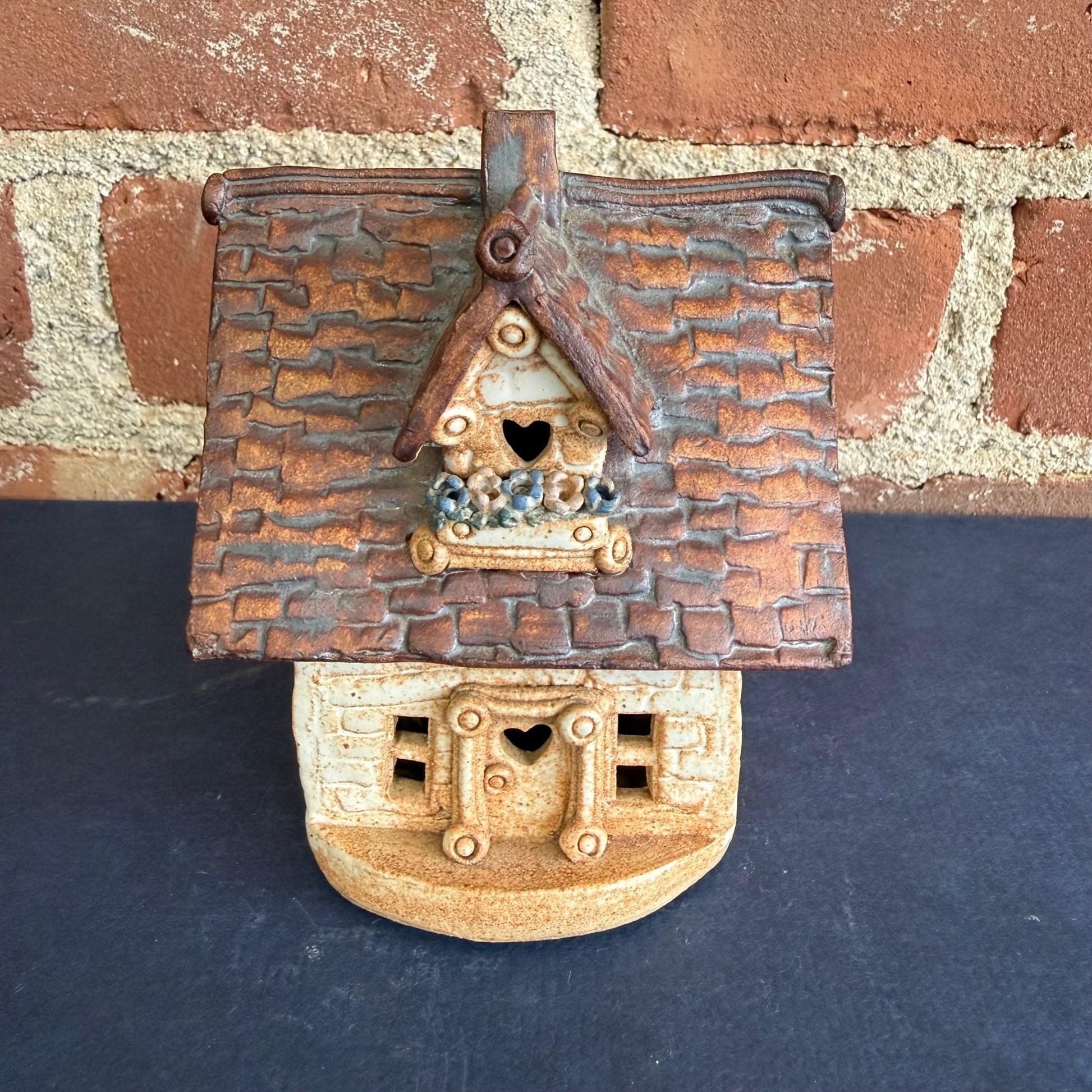 Windy Meadows Pottery House by Jan Richardson - Loom Vintage