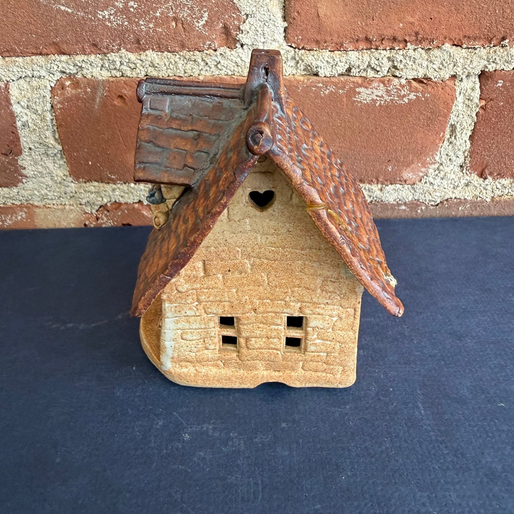 Windy Meadows Pottery House by Jan Richardson - Loom Vintage