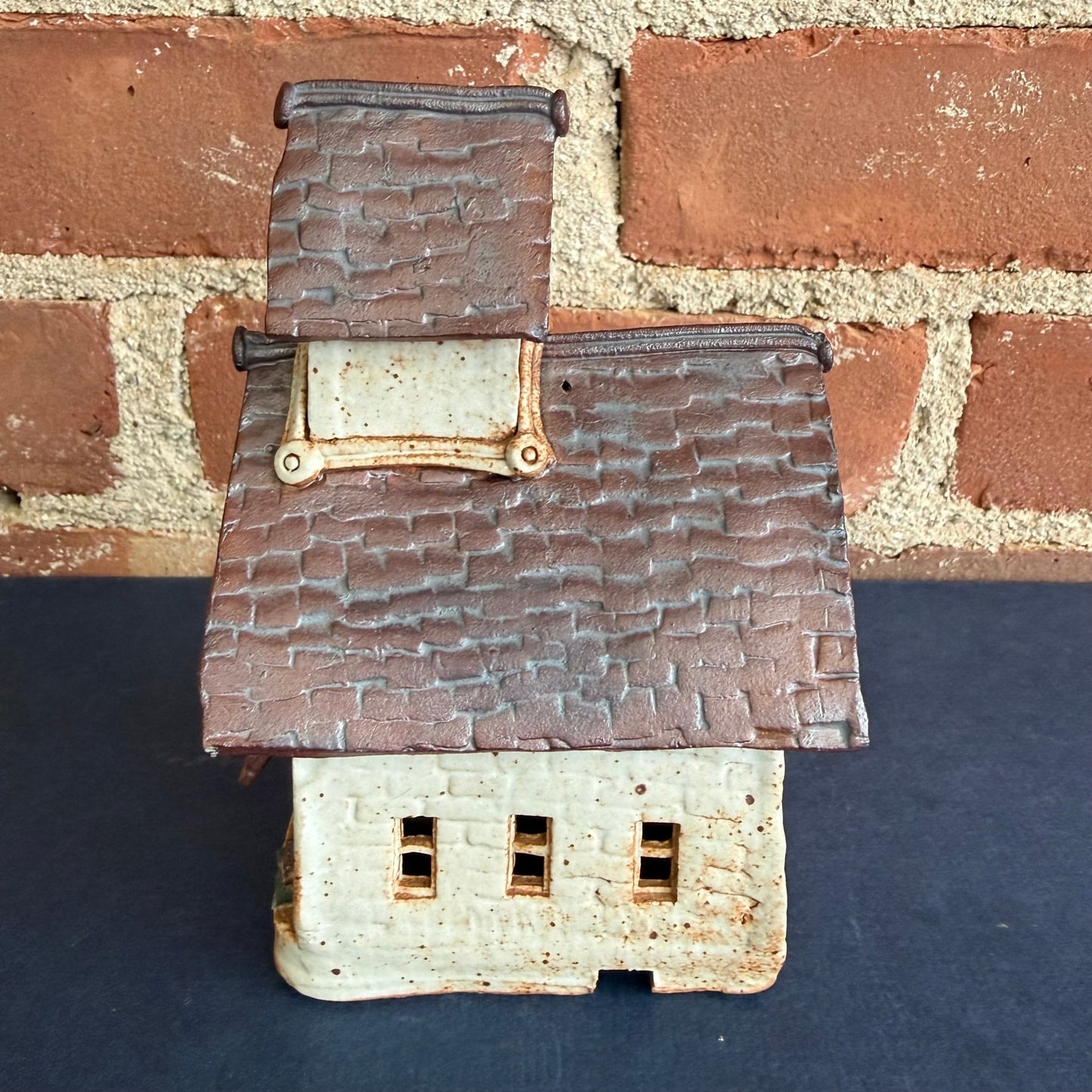 Windy Meadows Pottery Schoolhouse by Jan Richardson, 1990 - Loom Vintage